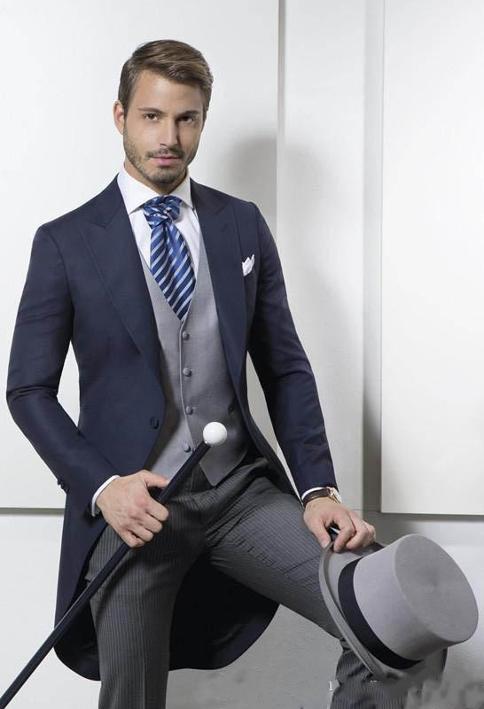Szyte na miarę fraki dla pana  – Men Formal Wear Blue recenzja i cena